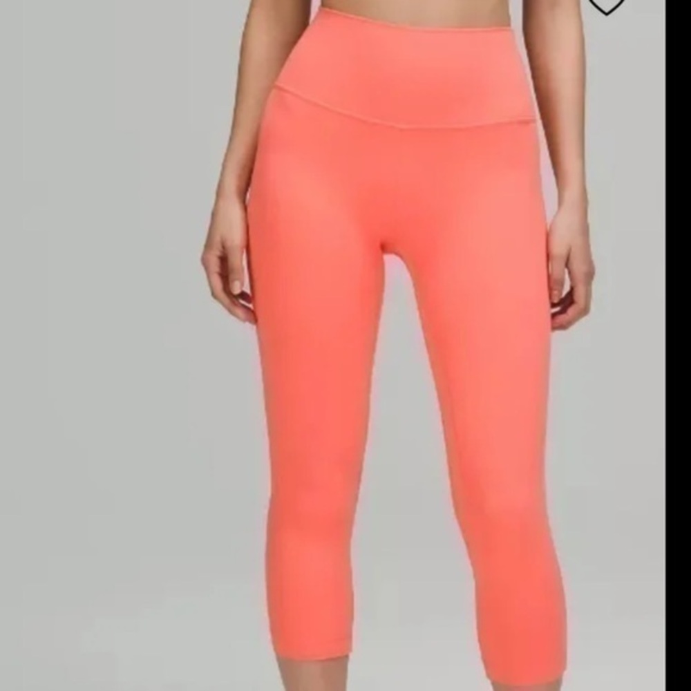 Lululemon reversible leggings size 6